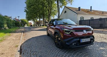 Test: Suzuki e-Vitara AWD – er firehjulstræk de ekstra penge værd?