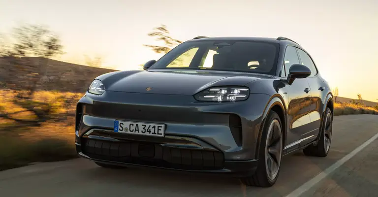 PORSCHE CAYENNE ELECTRIC