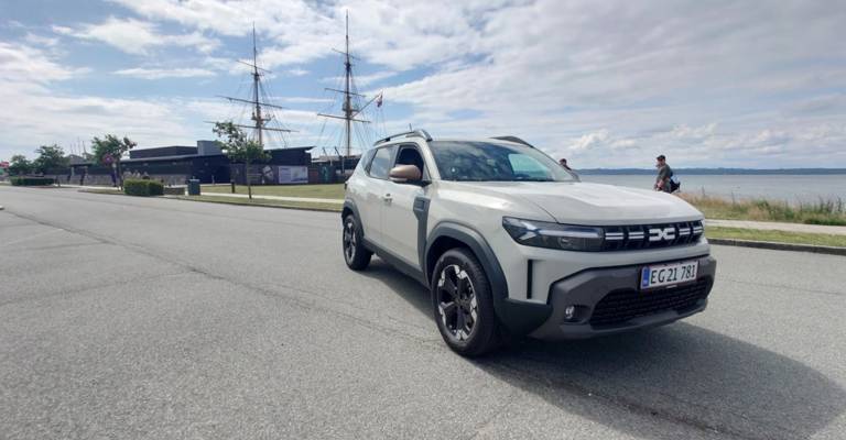 Dacia Duster hybrid