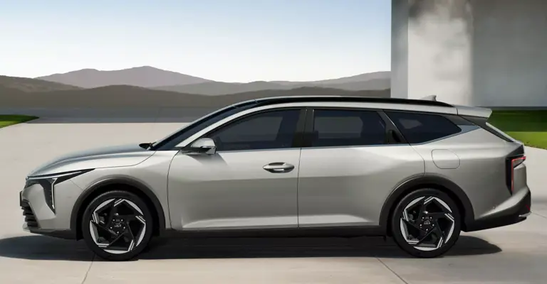 KIA K4 SPORTSWAGON