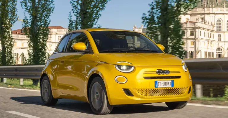 FIAT 500 Hybrid 2026
