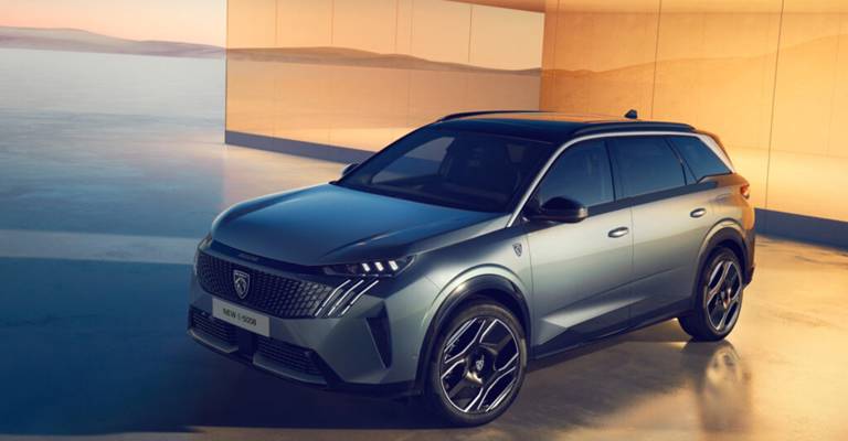 Peugeot E-5008 | Alt vi ved om den rummelige el-SUV | 2024